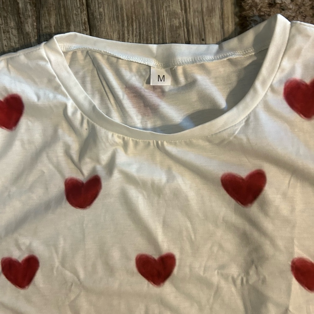Heart Pattern Kids Shirt - White and Red